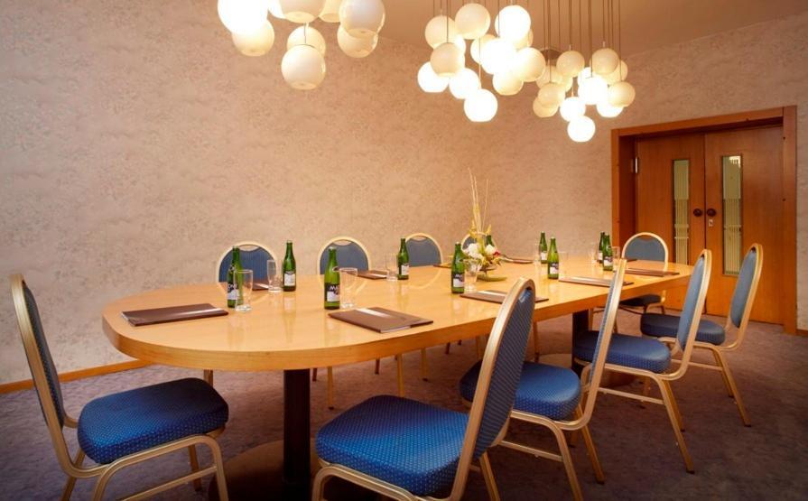 Hotel Cernigov Hradec Kralove Exterior photo